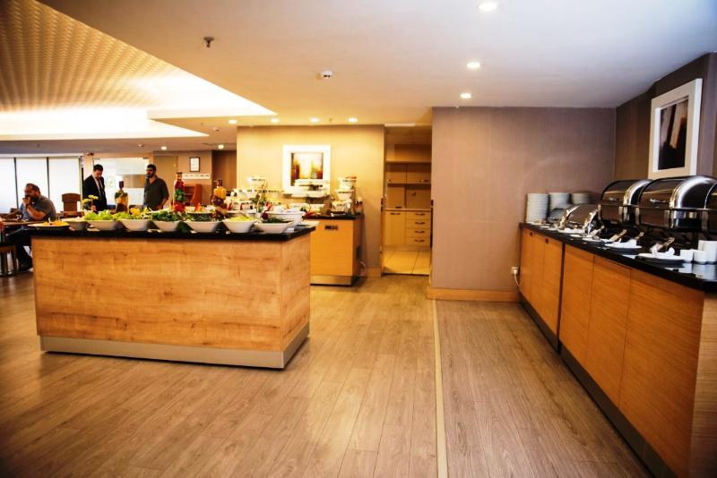 Hotel Efeler 3*